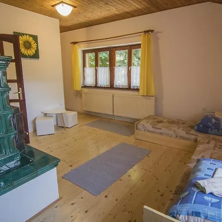 Orsegi Patakparti Alpaka Panzio * Kisrakos