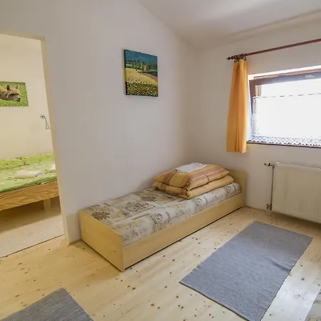 Orsegi Patakparti Alpaka Panzio Kisrakos